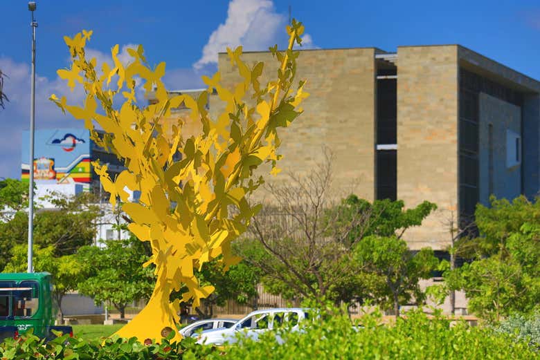 Mariposas Amarillas (Yellow Butterflies) monument in honour of Gabriel García Márquez, in Barranquilla